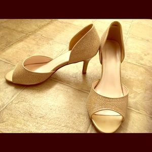 Gold glittery David’s Bridal heels